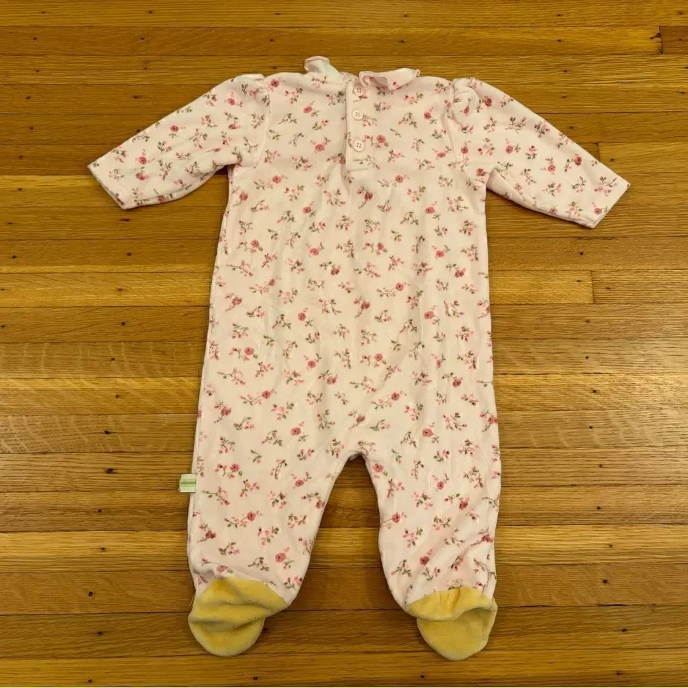 Classic Pooh vintage Winnie the Pooh Disney pink velour onesie jumpsuit